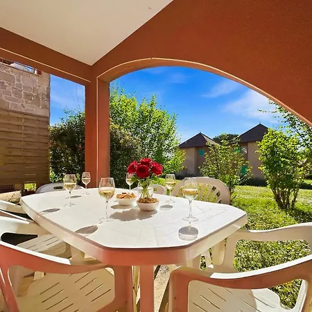 Lejlighed Avec Terrasse, Piscine Et Ping-pong