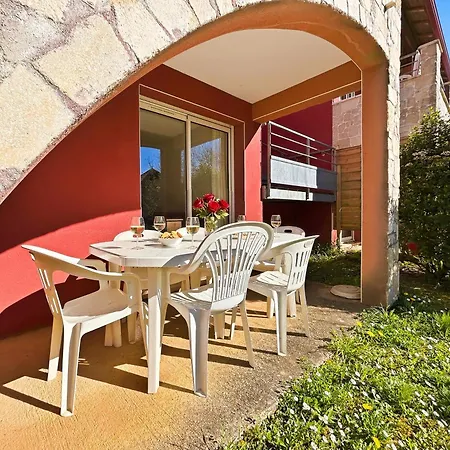 Apartmán Avec Terrasse, Piscine Et Ping-pong