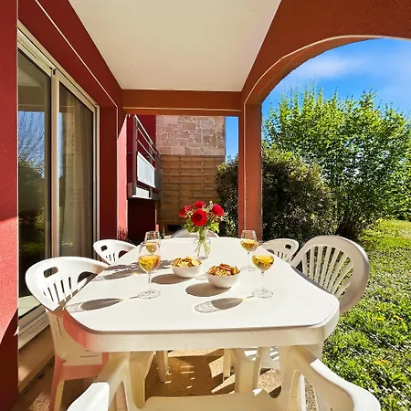 Avec Terrasse, Piscine Et Ping-pong Apartamento Prayssac
