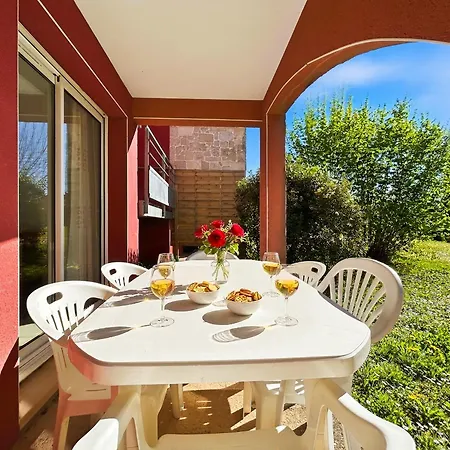 Avec Terrasse, Piscine Et Ping-pong