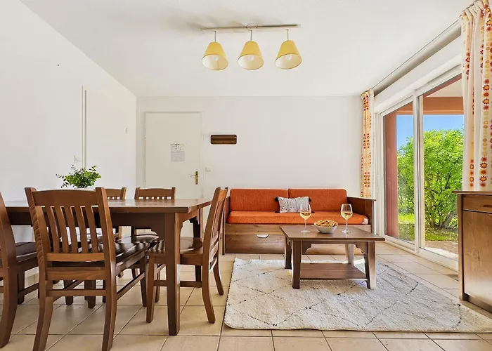 Avec Terrasse, Piscine Et Ping-pong Appartement Prayssac