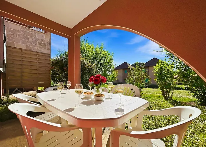 Appartement Avec Terrasse, Piscine Et Ping-pong